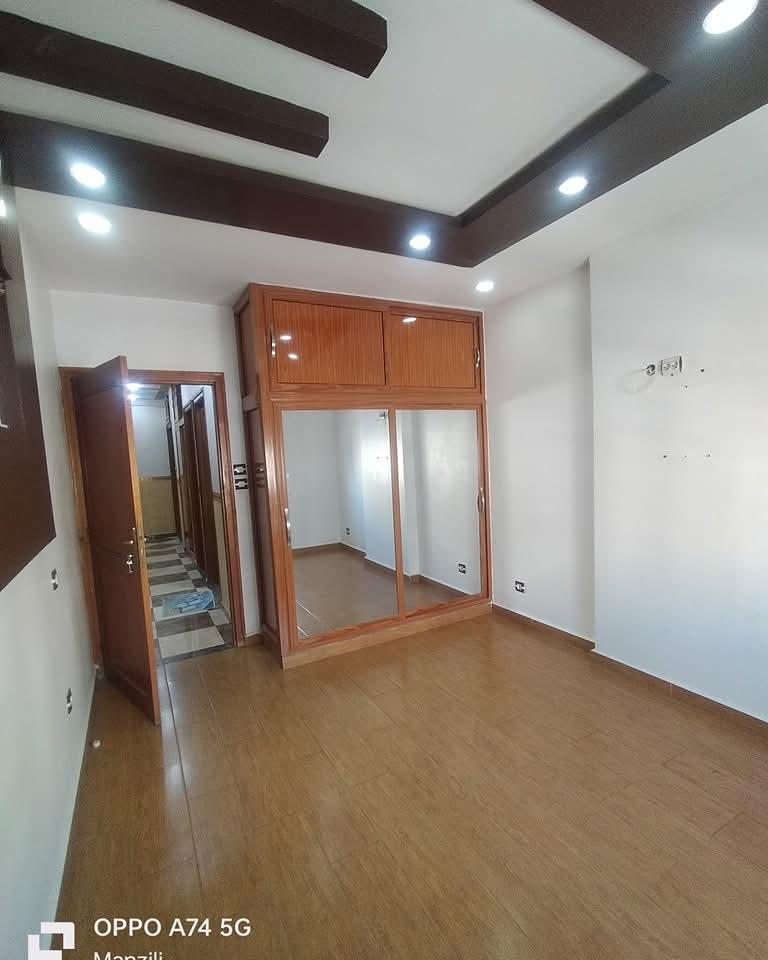 Property-showcase